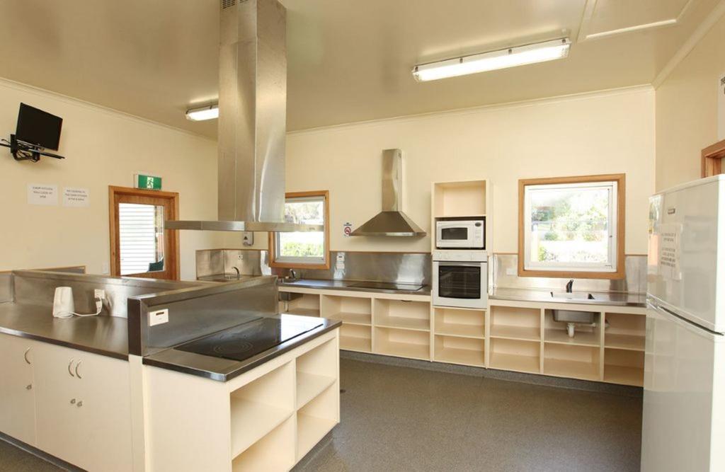 Surfside Holiday Park Warrnambool Exterior photo